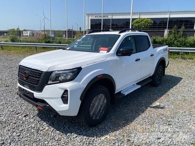 Nissan Navara Other