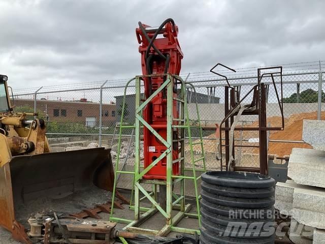 NPK GH-18 Hammers / Breakers
