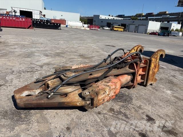 NPK M38 Crushers
