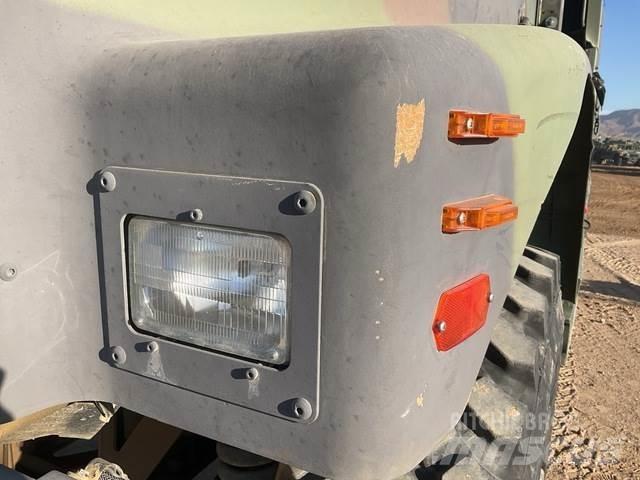 Oshkosh AMK29 Tipper trucks