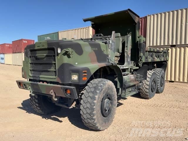 Oshkosh AMK29A1 Tipper trucks