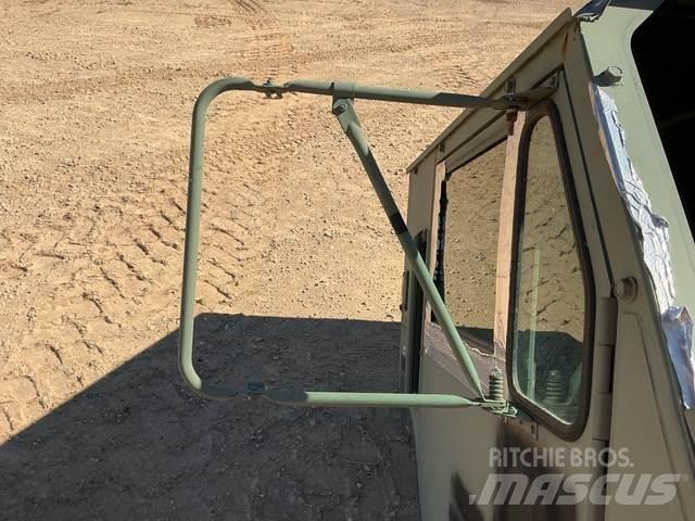 Oshkosh MKR18 Other trucks