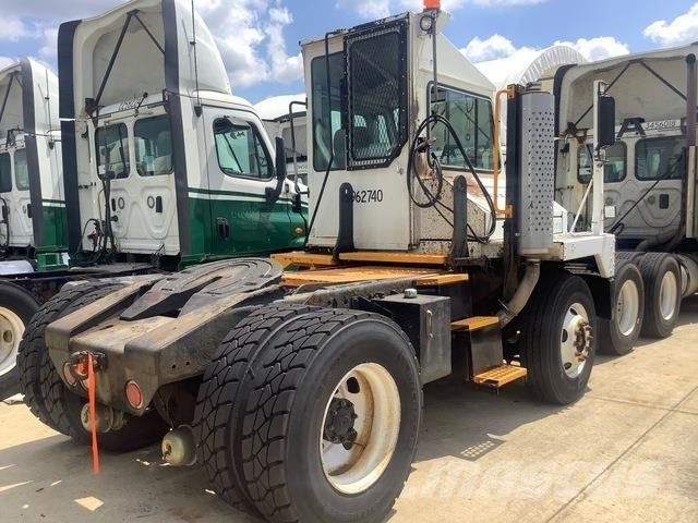 Ottawa Kalmar Terminal tractors