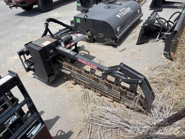 PALADIN 625 Trenchers