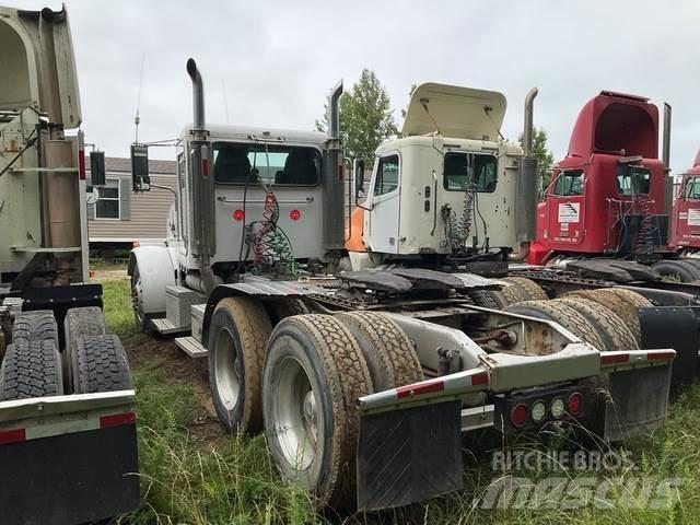 Peterbilt  Prime Movers