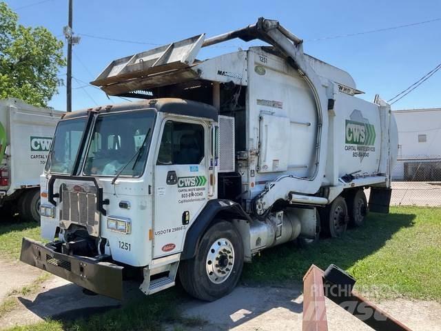 Peterbilt 320 Waste trucks