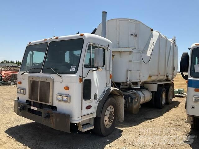 Peterbilt 320 Waste trucks