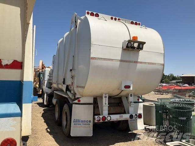 Peterbilt 320 Waste trucks