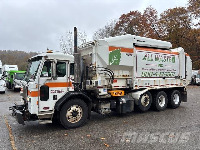 Peterbilt 320 Waste trucks