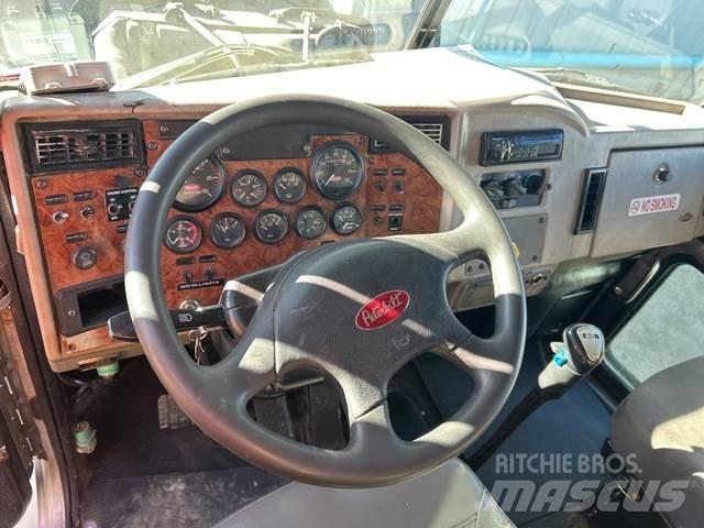 Peterbilt 335 Tanker trucks