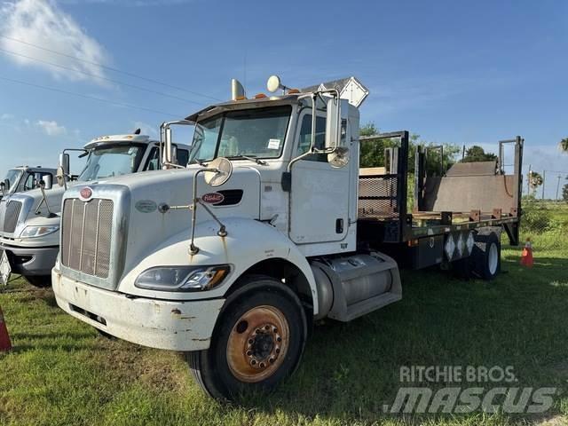 Peterbilt 335 Flatbed / Dropside trucks