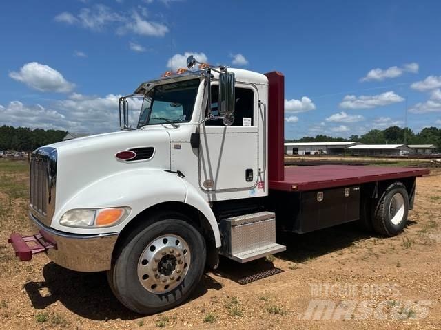 Peterbilt 337 Flatbed / Dropside trucks