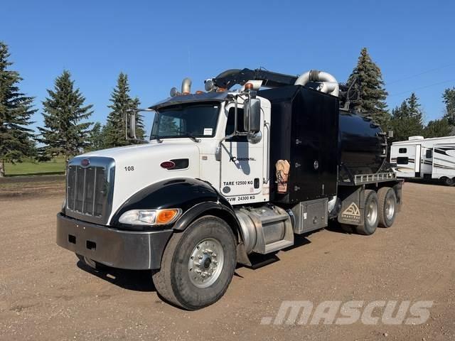 Peterbilt 348 Crawler excavators