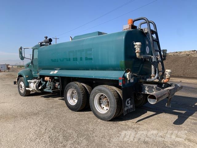 Peterbilt 348 Water bowser