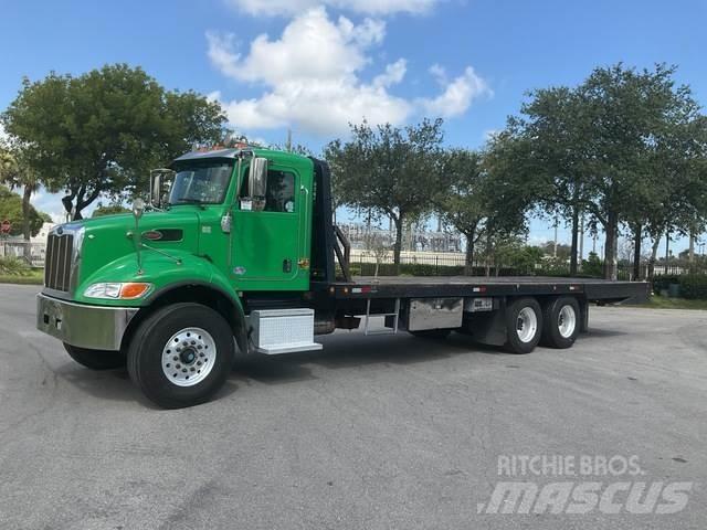 Peterbilt 348 Flatbed / Dropside trucks
