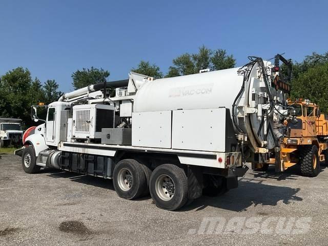 Peterbilt 348 Crawler excavators