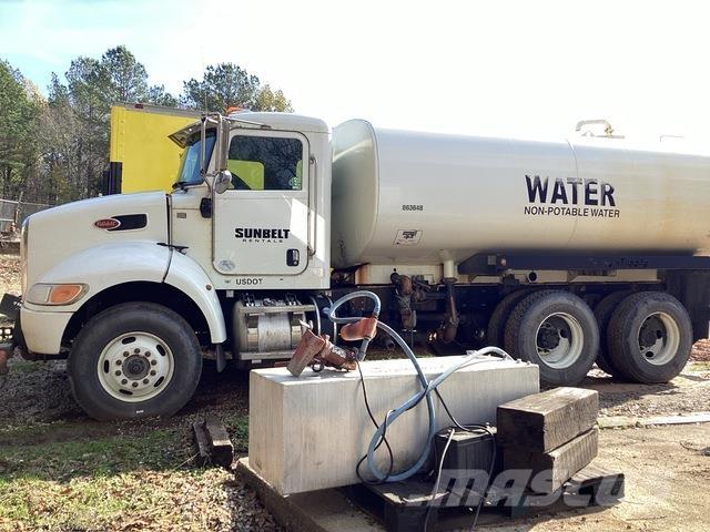 Peterbilt 348 Water bowser