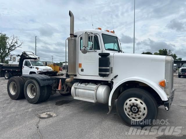 Peterbilt 357 Prime Movers