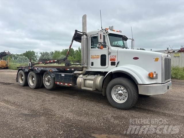 Peterbilt 357 Skip bin truck