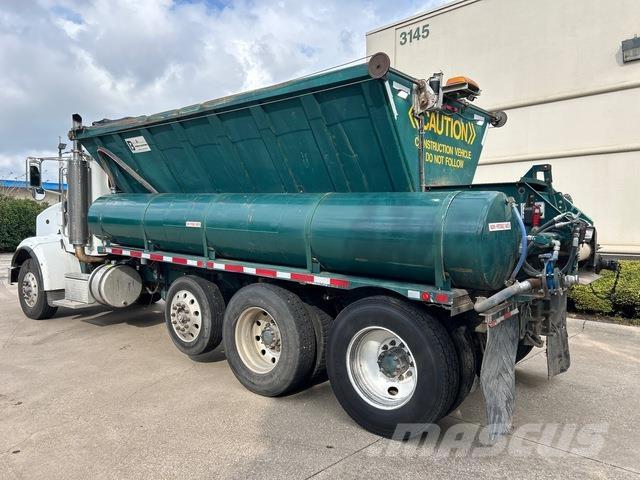 Peterbilt 357 Concrete trucks
