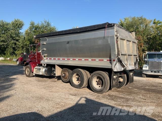 Peterbilt 365 Tipper trucks