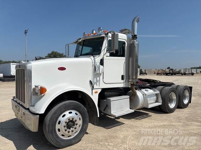 Peterbilt 367 Prime Movers