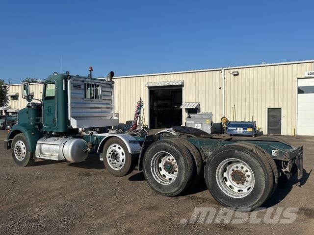 Peterbilt 367 Prime Movers