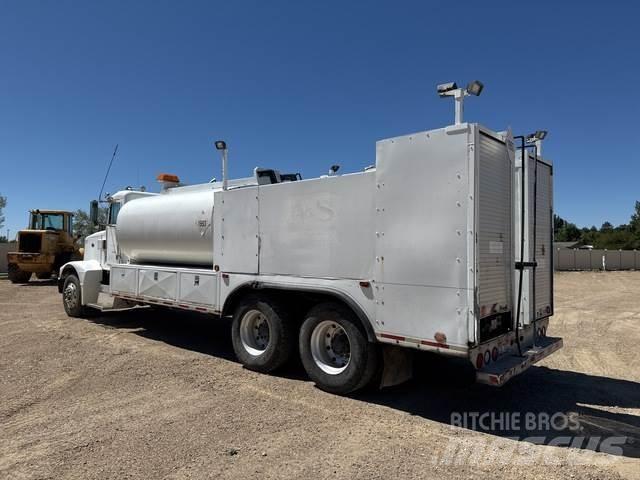 Peterbilt 375 Tanker trucks