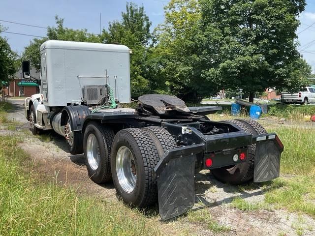 Peterbilt 377 Prime Movers