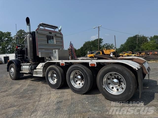 Peterbilt 378 Prime Movers