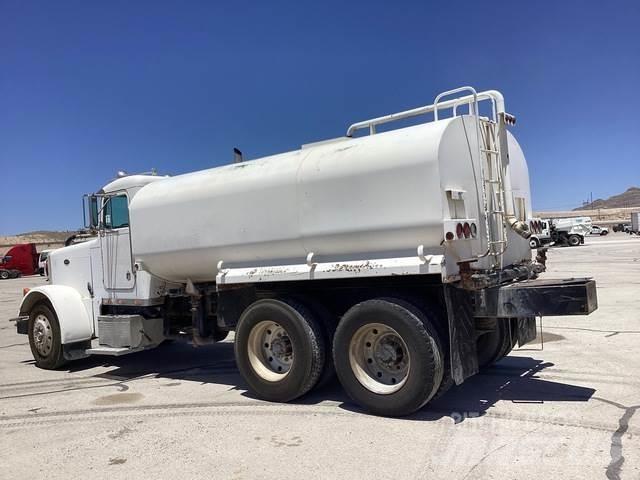Peterbilt 379 Water bowser