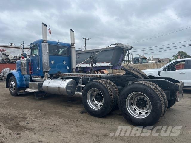 Peterbilt 379 Prime Movers