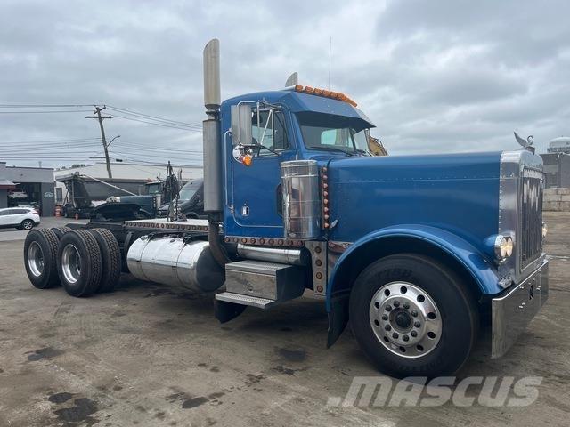 Peterbilt 379 Prime Movers