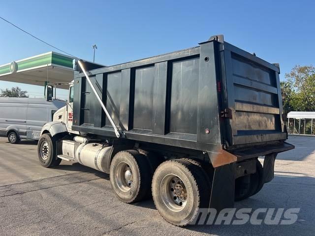 Peterbilt 384 Tipper trucks