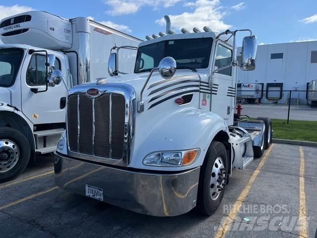 Peterbilt 384 Prime Movers