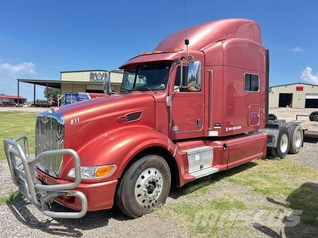 Peterbilt 386 Prime Movers