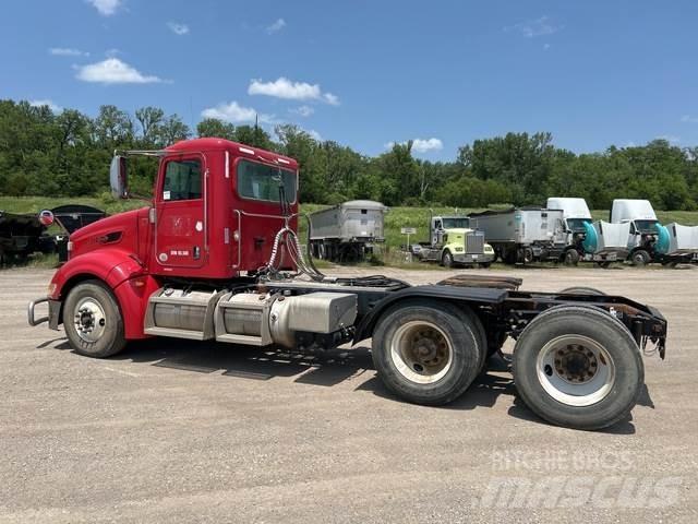 Peterbilt 386 Prime Movers