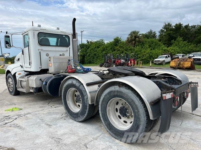Peterbilt 386 Prime Movers