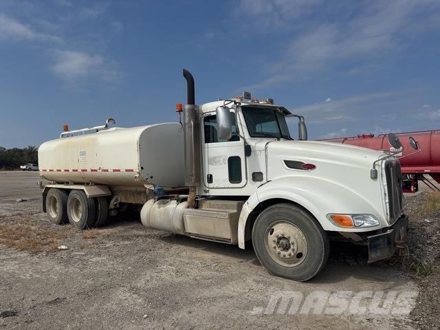 Peterbilt 386 Water bowser