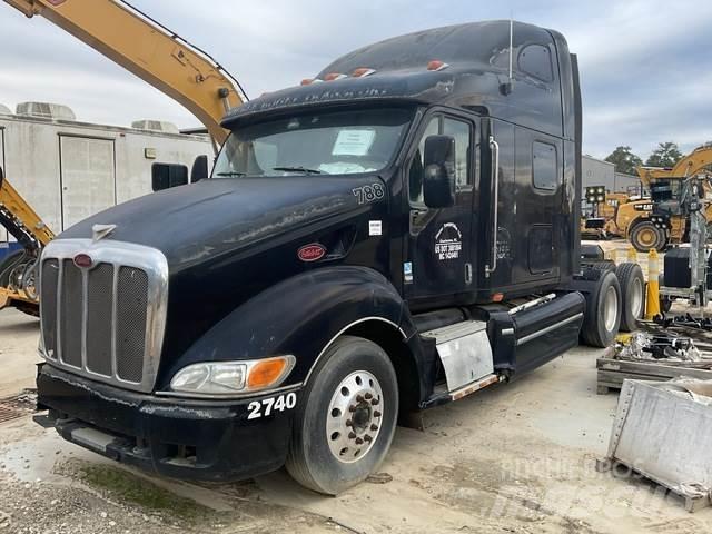 Peterbilt 387 Prime Movers