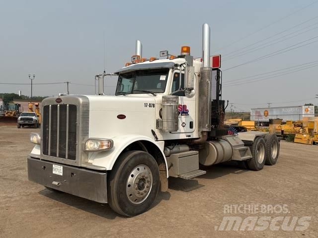 Peterbilt 388 Recovery vehicles