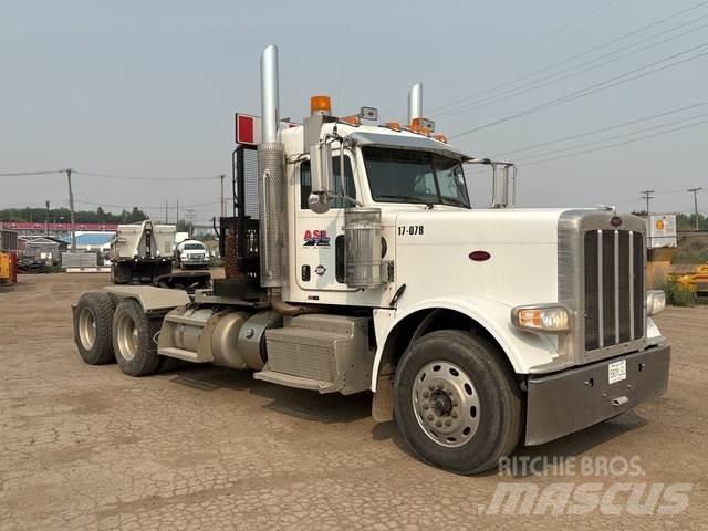 Peterbilt 388 Recovery vehicles