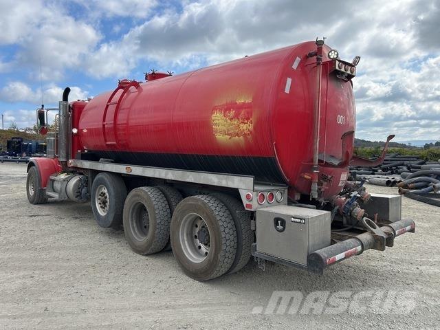 Peterbilt 388 Commercial vehicle