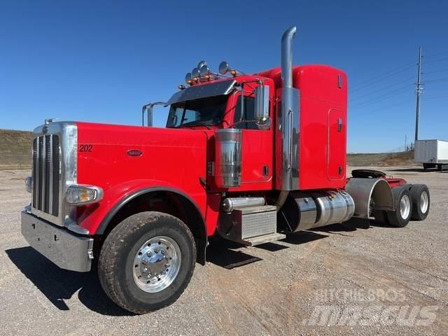 Peterbilt 389 Prime Movers
