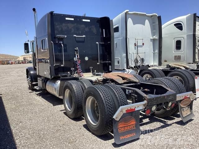 Peterbilt 389 Prime Movers