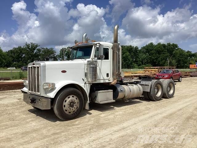 Peterbilt 389 Prime Movers