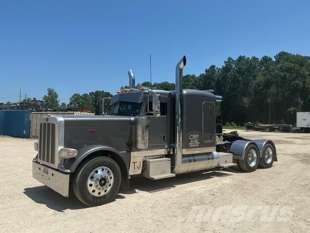 Peterbilt 389 Prime Movers