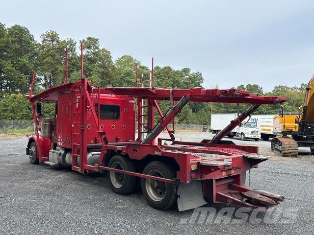 Peterbilt 389 Transport vehicles