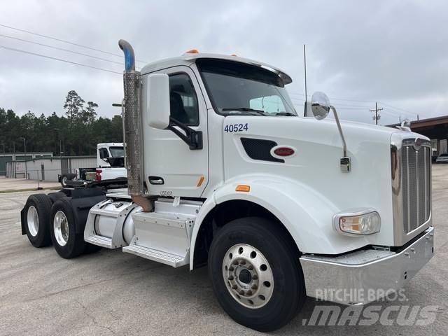 Peterbilt 567 Prime Movers