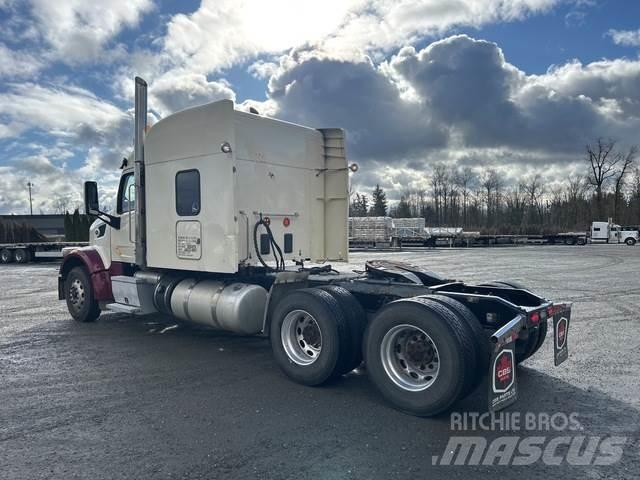 Peterbilt 567 Prime Movers